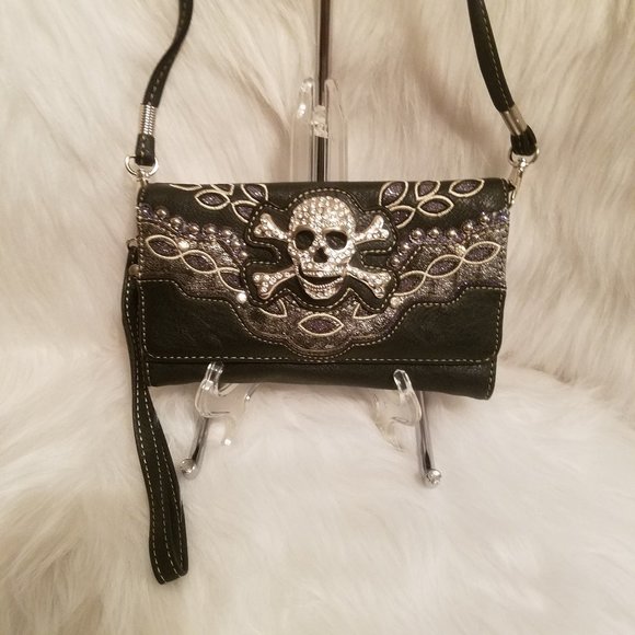 HANDBAG EXPRESS WESTERN SKULL RHINESTONE WRISTLET - Picture 2 of 6